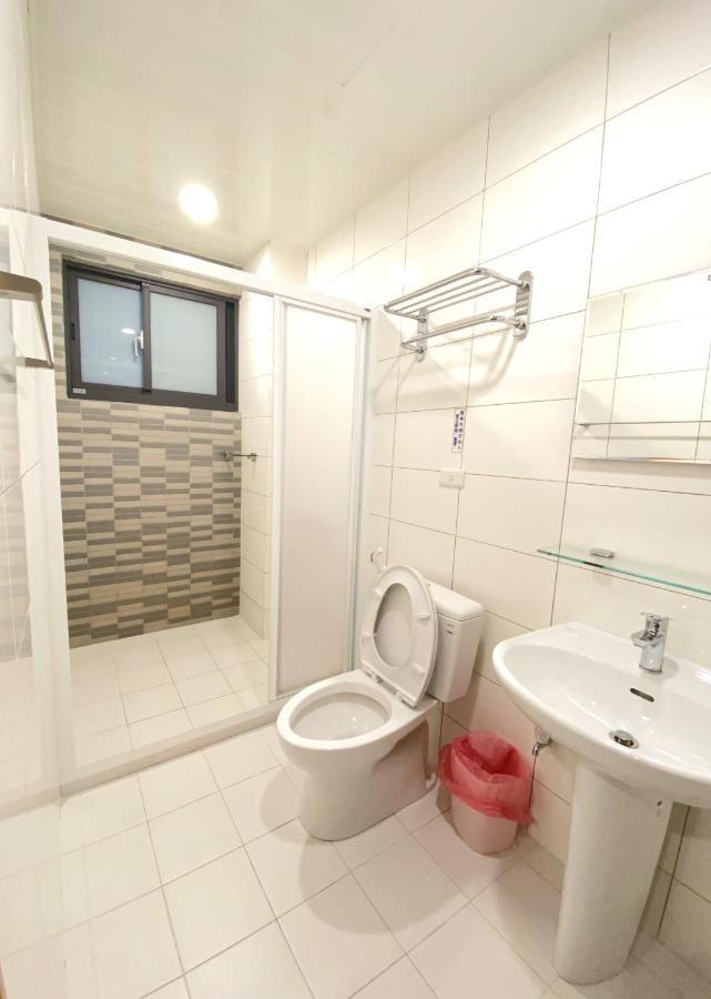 108 House Inn Tainan Exterior foto